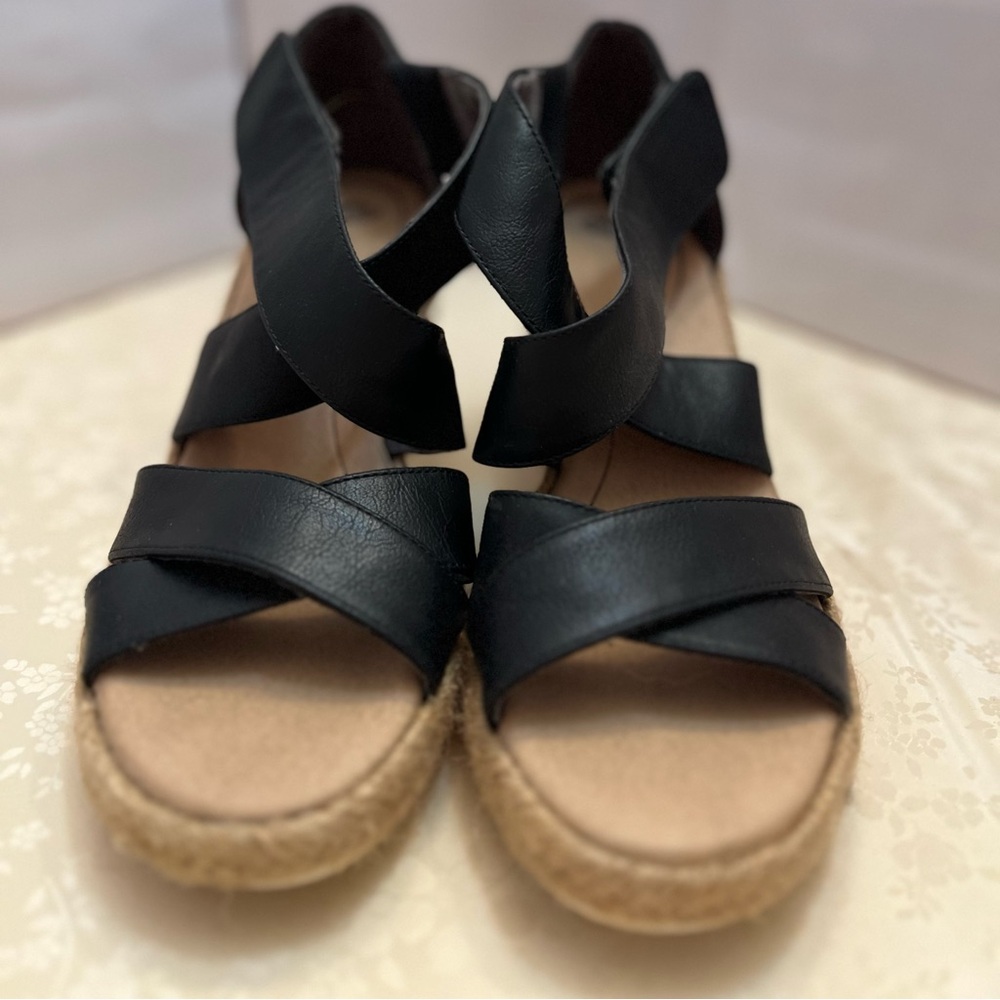 Women’s black heeled espadrilles, sz 8.
